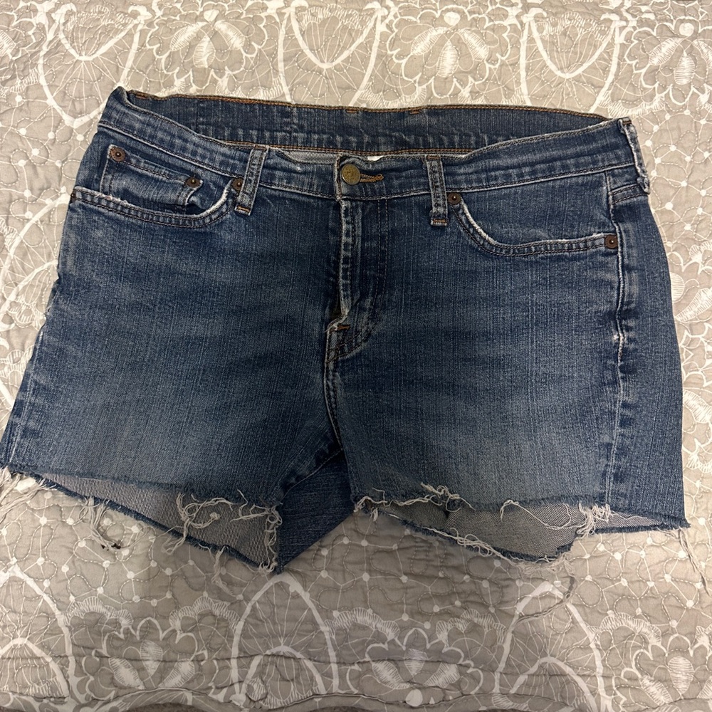 Lucky Brand Dungarees Low Rise Cut Off Denim Shorts size 10/30